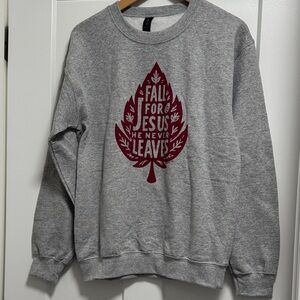 Gildan Gray Crewneck Sweater with Red Leaf Design